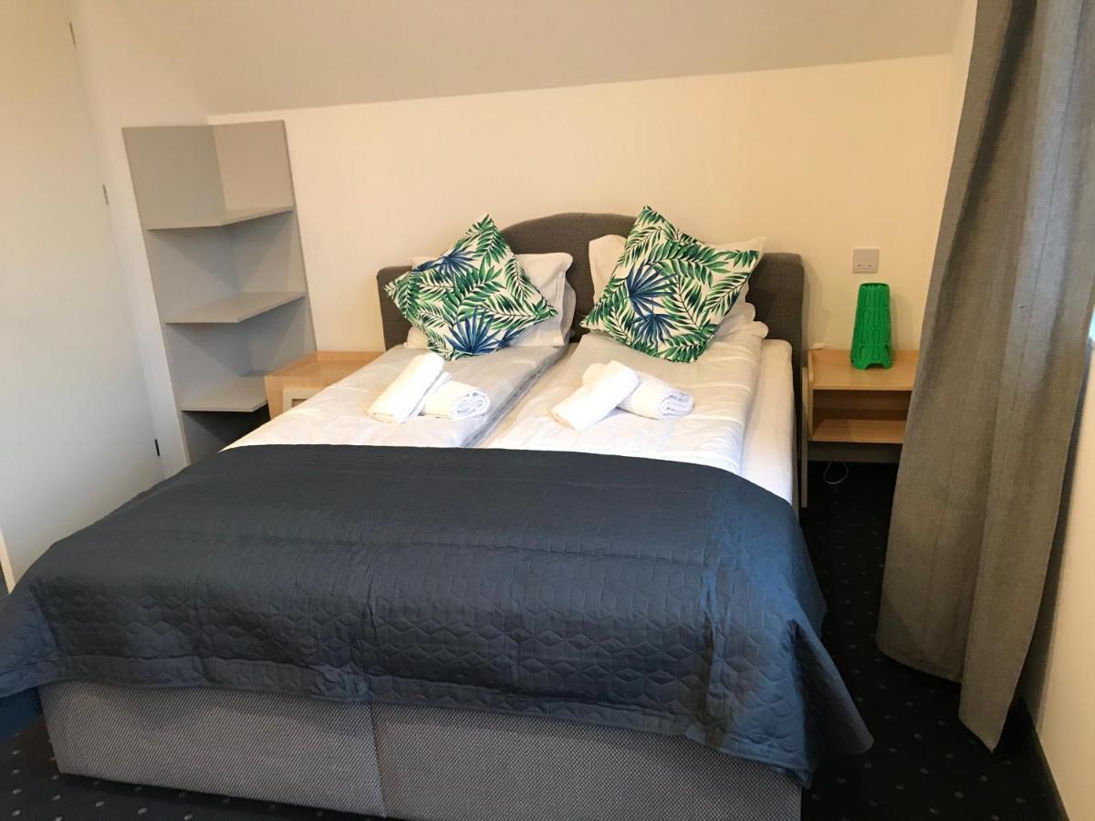 Apartamenty Pod Zamkiem W Janowcu Janowiec Extérieur photo