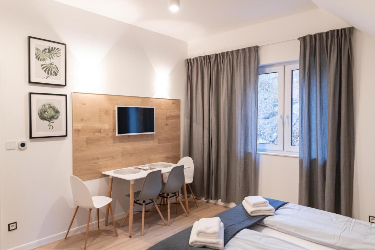 Apartamenty Pod Zamkiem W Janowcu Janowiec Extérieur photo